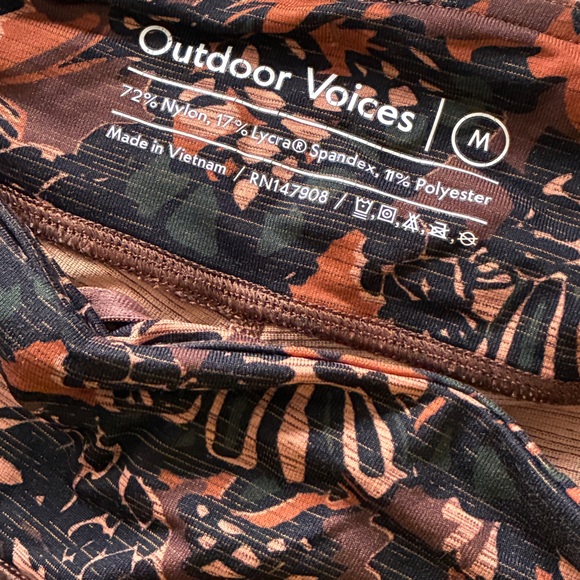 Outdoor Voices Athletic Two-Piece Set in Rust Floral Print - Picture 9 of 14
